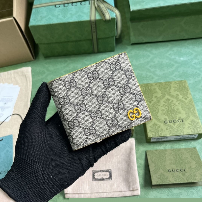 G*u*i wallets & purse